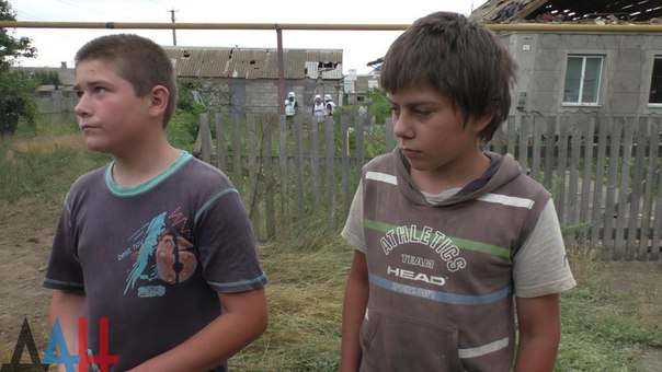 Kinder von ukrainische Armee gelitten